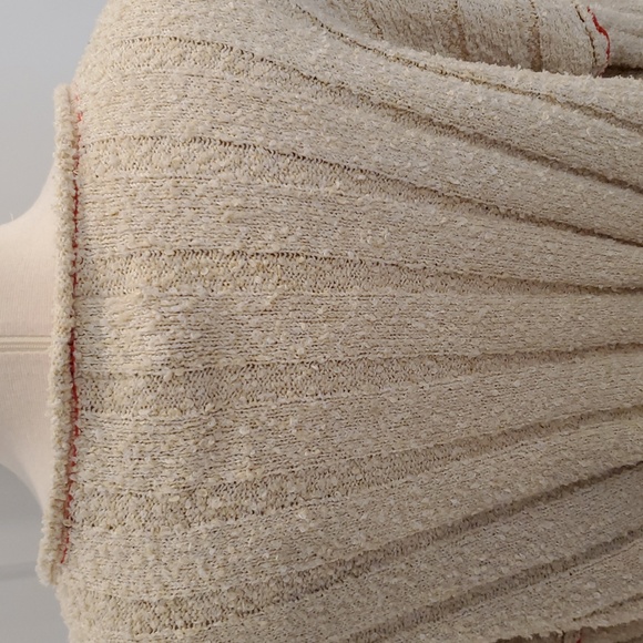 BDG women’s relaxed Cream V-Neck Sweater with Orange Trim Size L good condition - Picture 6 of 9